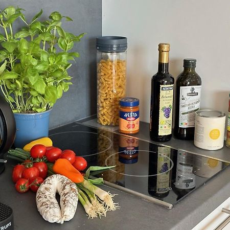 Stilvolles Und Modernes Appartement Mit Sonnigem Balkon In Flughafen- Und Messenaehe 31 ラインフェルデン＝エヒターディンゲン エクステリア 写真
